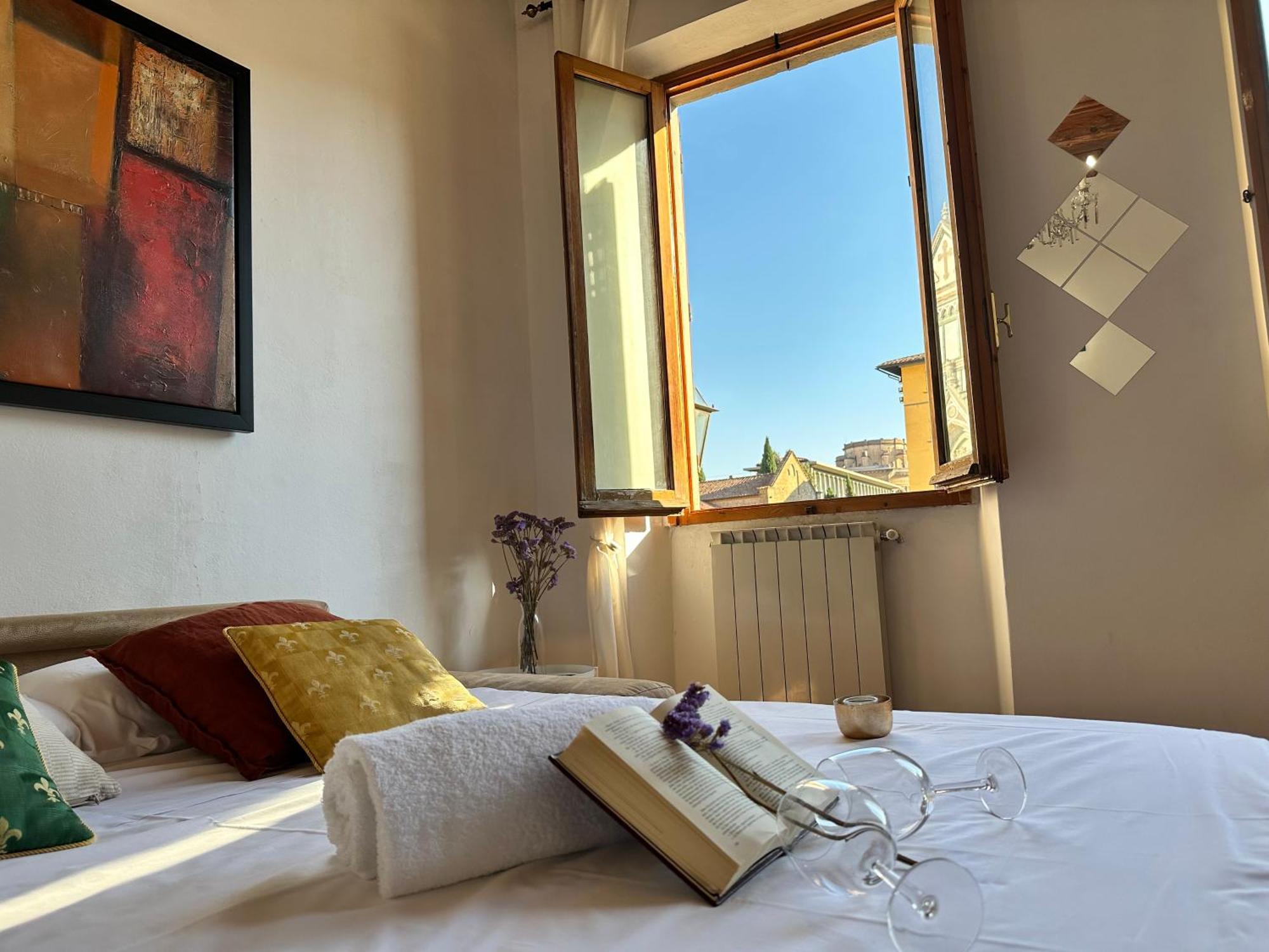 Luxurious View On Santa Croce Apartment Florence Exterior photo