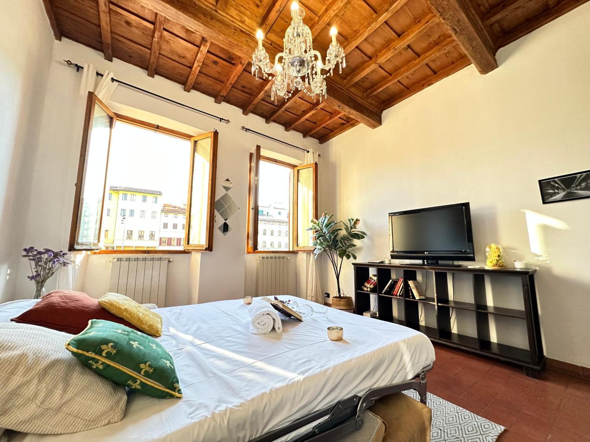 Luxurious View On Santa Croce Apartment Florence Exterior photo